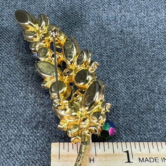 Vintage Juliana cha cha beads AB crystals goldtone metal leaf pin brooch - Picture 10 of 11